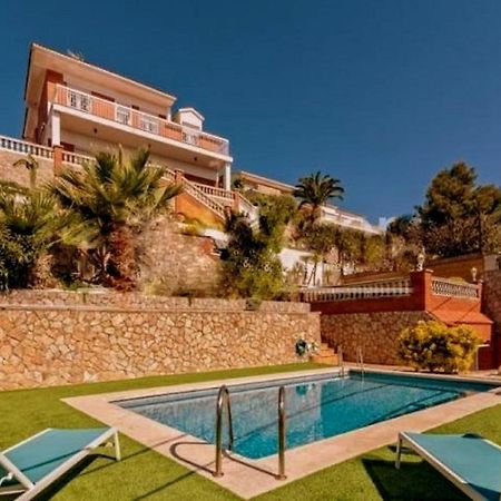 Chalet Santa Susana المظهر الخارجي الصورة
