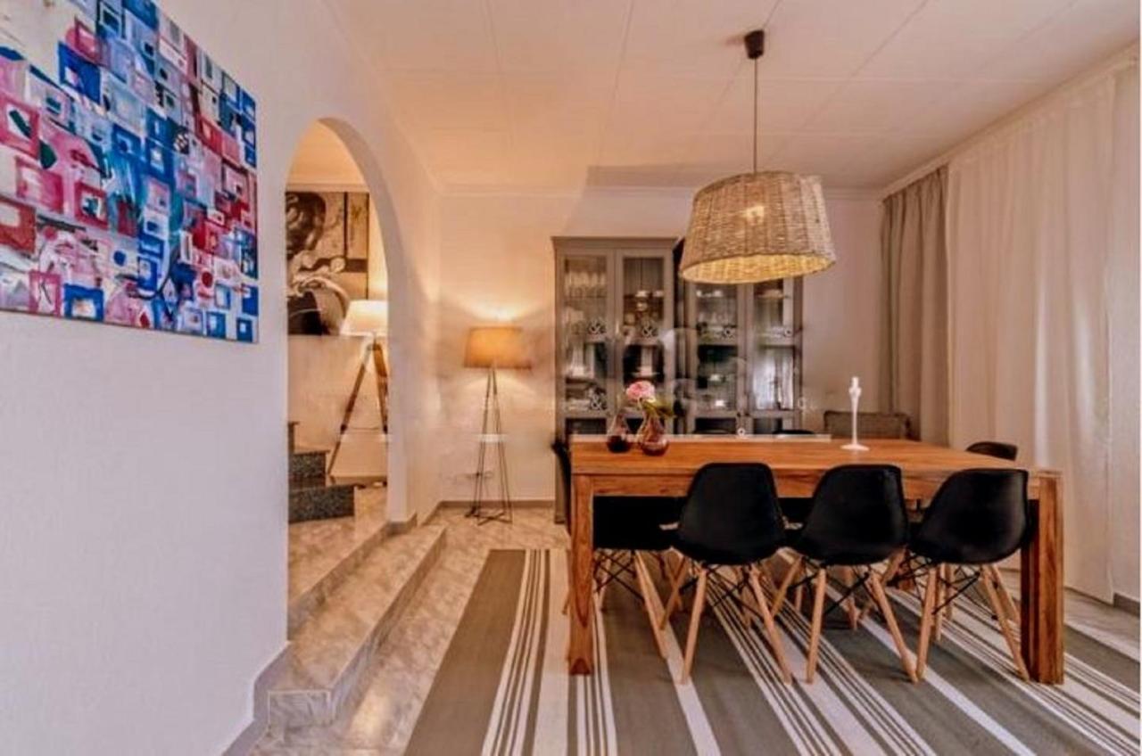 Chalet Santa Susana المظهر الخارجي الصورة